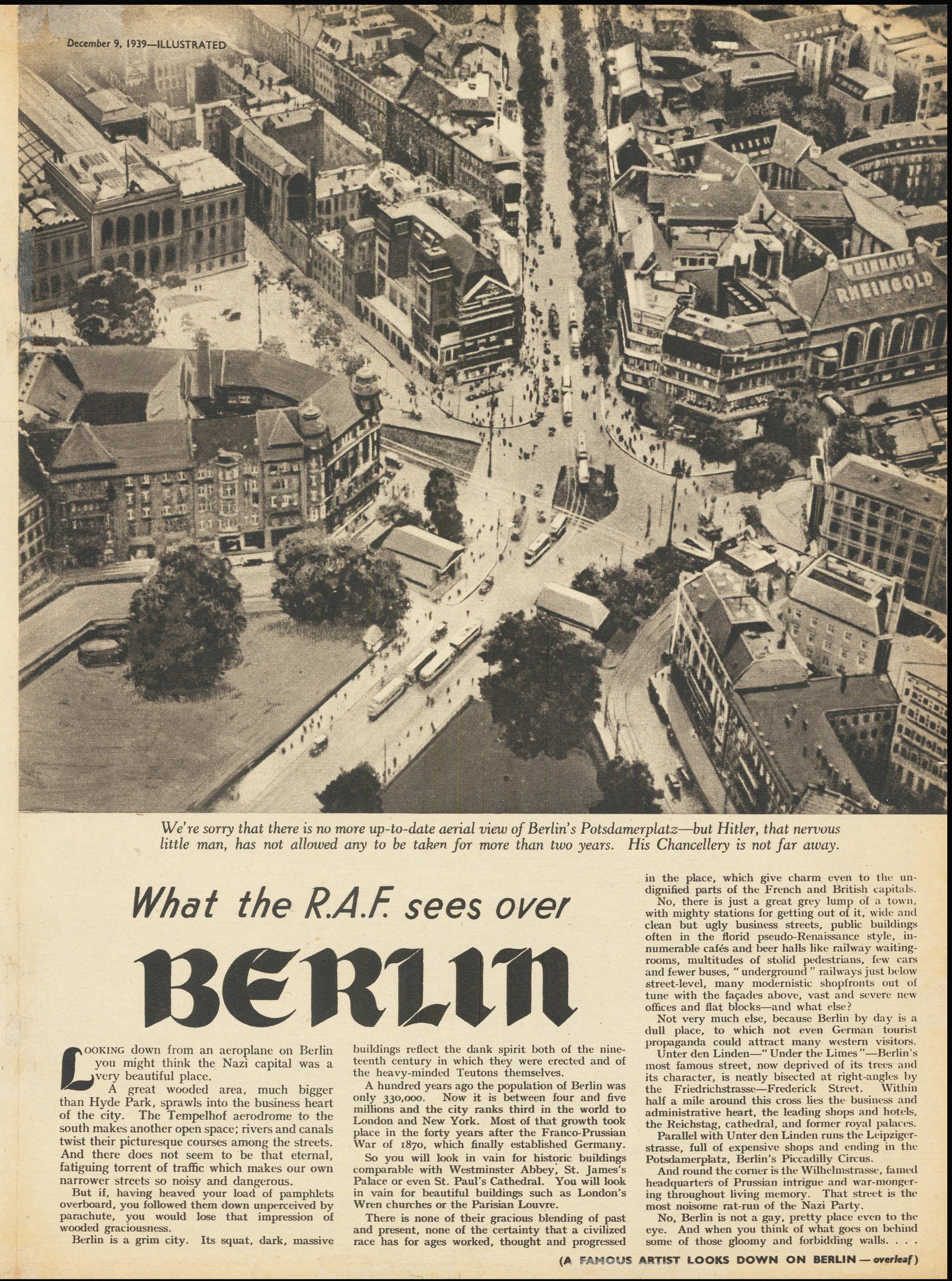 Schwarz-weißes Foto einer alten Zeitung mit einer Stadtansicht, die Gebäude, Bäume und Fahrzeuge zeigt, sowie Text.