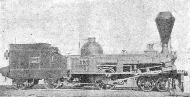 Schwarz-weiß-Foto einer verrosteten und verbeulten Dampflokomotive auf Schienen, beschriftet mit 'Die Geschichte der Dampflokomotiven' unten.