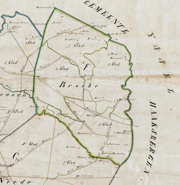 Detaillierte alte Karte von Broke mit Straßen, Gebäuden, Sehenswürdigkeiten und textuellen Informationen über Bevölkerung, Straßen und bemerkenswerte Merkmale.