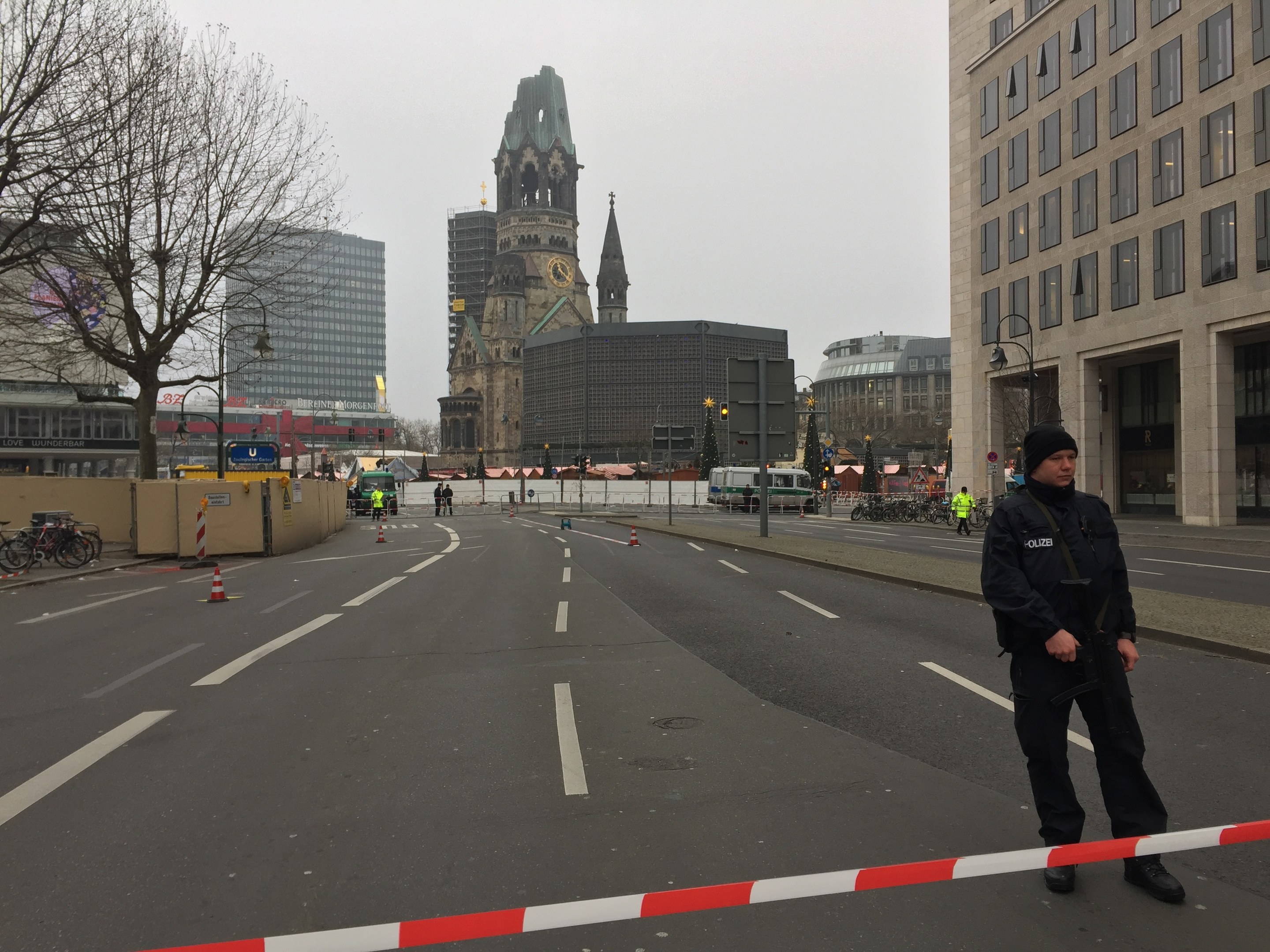 POL-BO: "Ich freue mich sehr auf die Polizeipräsidentschaft Bochum!" - Dr. Carsten D"ubbers ist der neue Chef der Kripo - Ralf Gromann geht in den Ruhestand