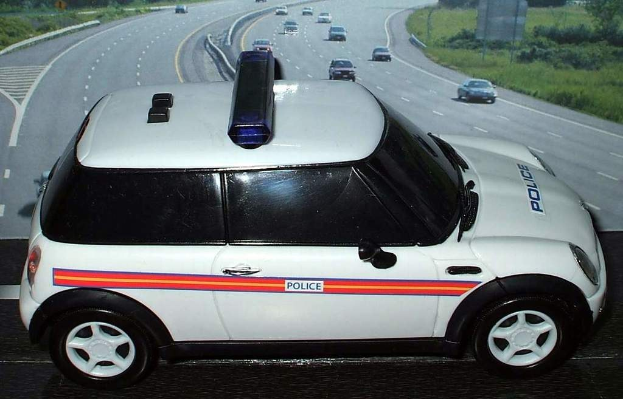 POL-DO: Polizei beschlagnahmt Autos, schlägt Messerverbot vor - und setzt konsequent die Umsetzung des Konzepts 'Präsenzfokus' fort