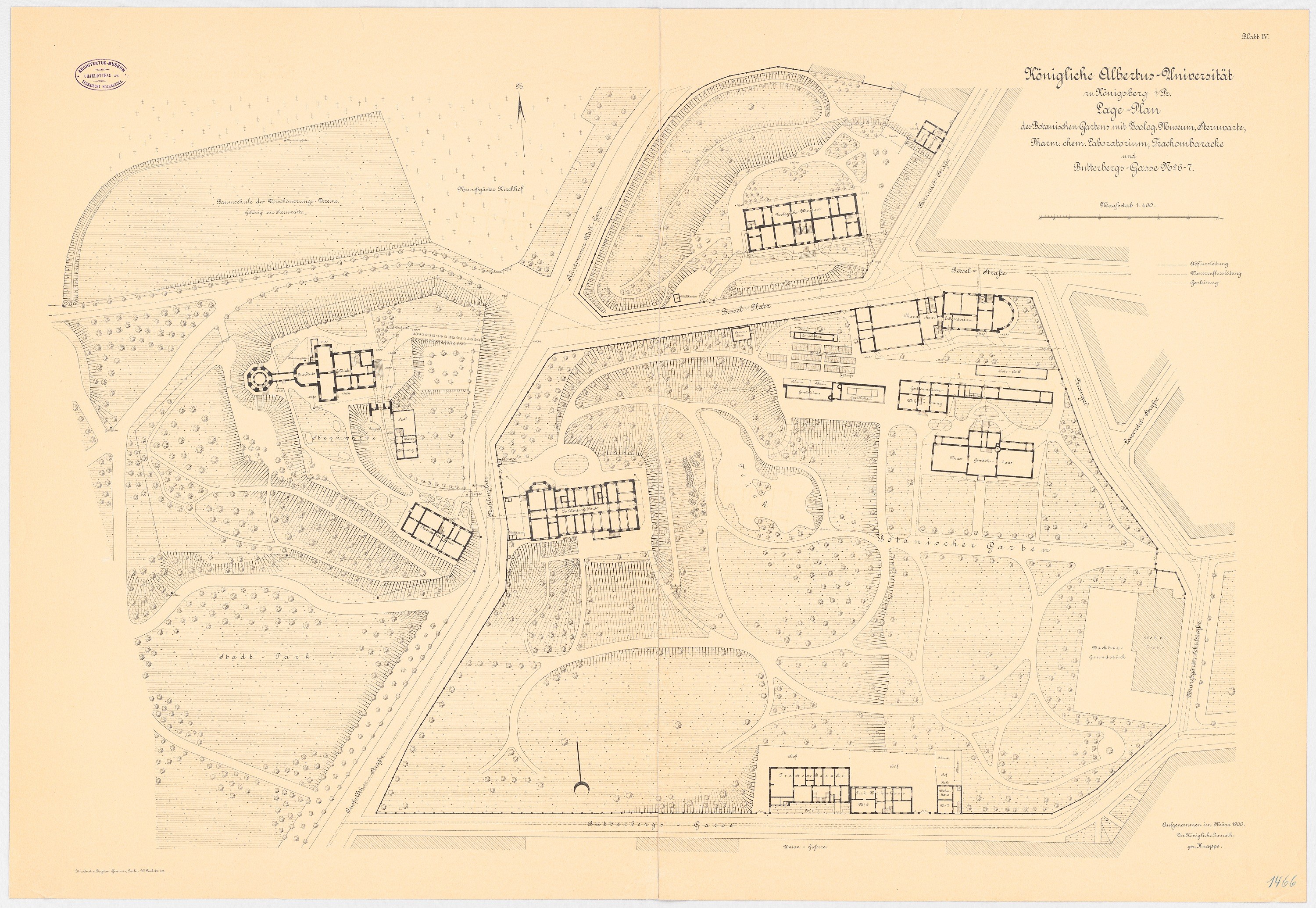 Schwarz-weiß-Karte von München, Deutschland, auf Papier gedruckt mit zusätzlichem Text, zeigt eine dichte Bebauung und Straßenlayout.