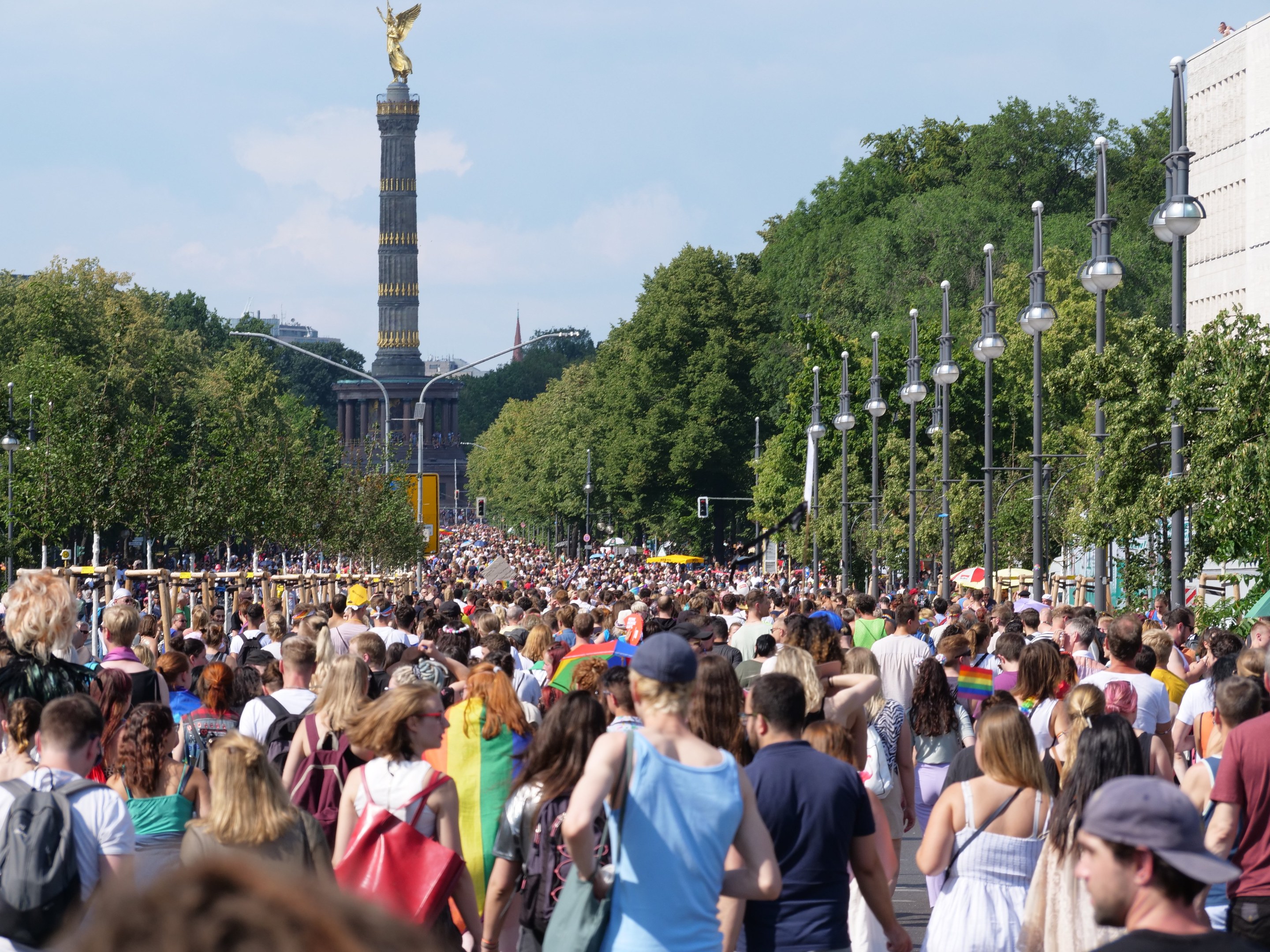 Beliebtheit des Deutschland-Tickets bleibt trotz Preiserhöhung hoch