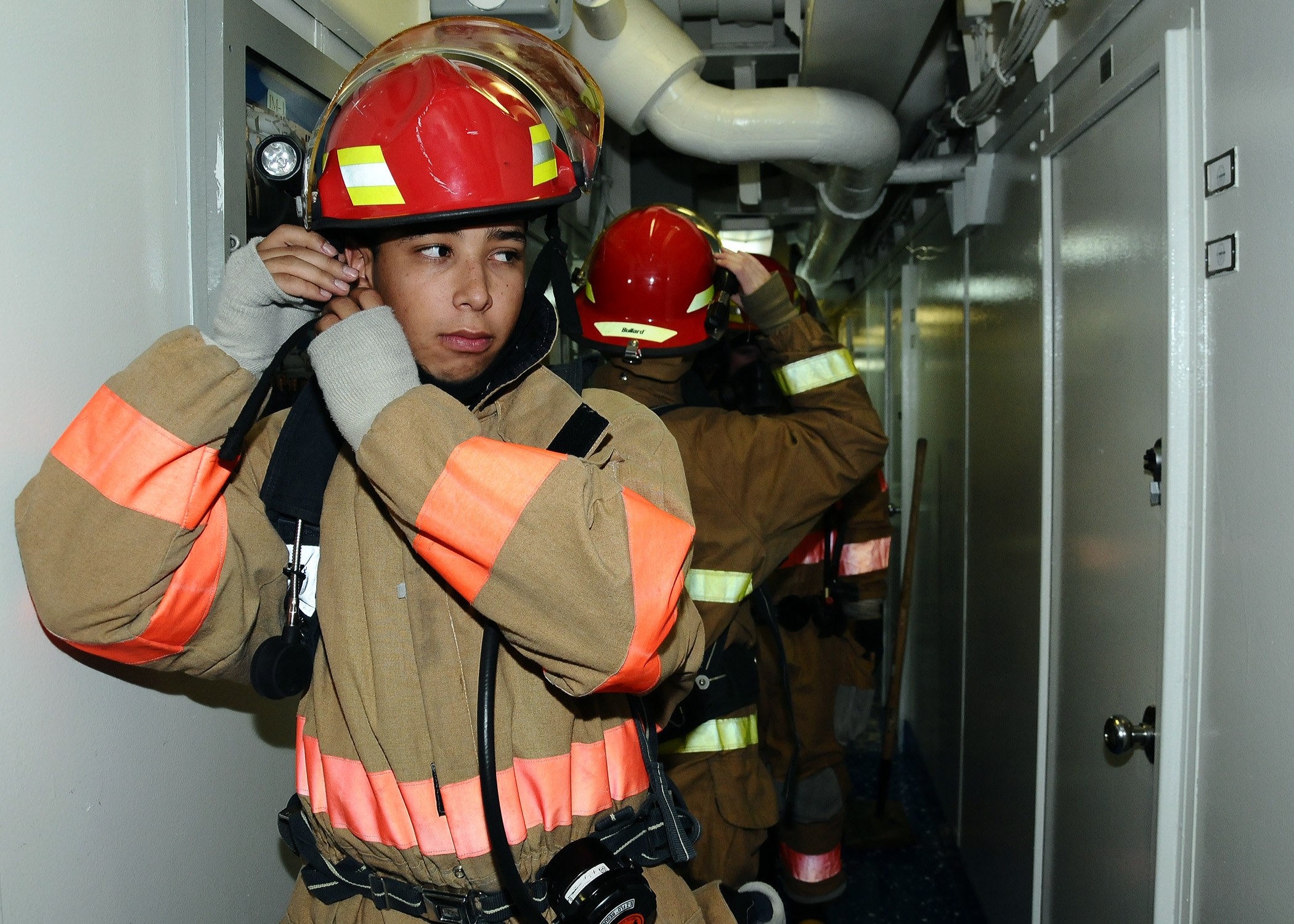 FW-OE: Junior Firefighters Show Team Spirit at Statewide Performance Badge in Lennestadt